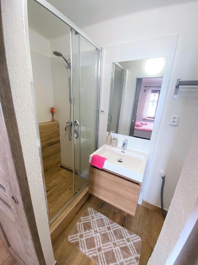 Apartman Prachatice Eksteriør billede
